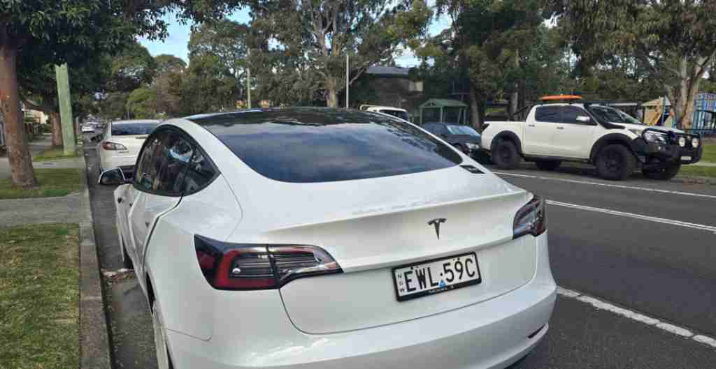 悉尼 二手车 两箱轿车  自动 Tesla 2022年 其他 14L